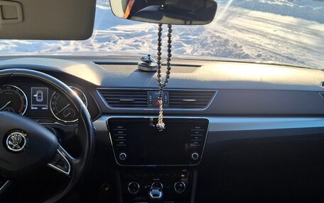 Skoda Superb III рестайлинг, 2017 год, 1 700 000 рублей, 5 фотография