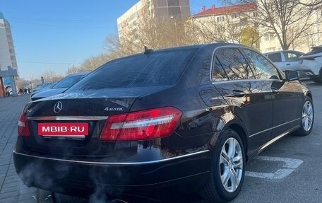 Mercedes-Benz E-Класс, 2011 год, 1 450 000 рублей, 4 фотография