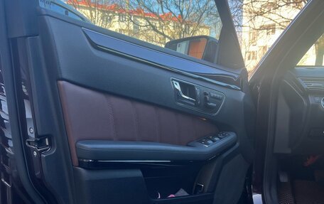 Mercedes-Benz E-Класс, 2011 год, 1 450 000 рублей, 7 фотография