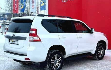 Toyota Land Cruiser Prado 150 рестайлинг 2, 2015 год, 3 700 000 рублей, 6 фотография