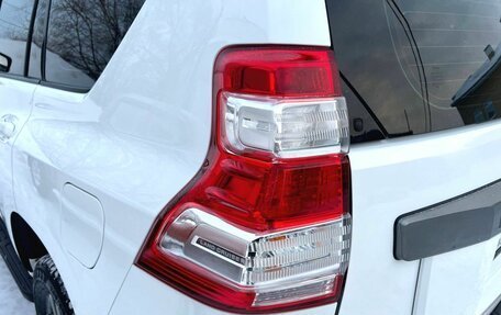 Toyota Land Cruiser Prado 150 рестайлинг 2, 2015 год, 3 700 000 рублей, 8 фотография