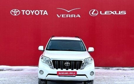 Toyota Land Cruiser Prado 150 рестайлинг 2, 2015 год, 3 700 000 рублей, 4 фотография