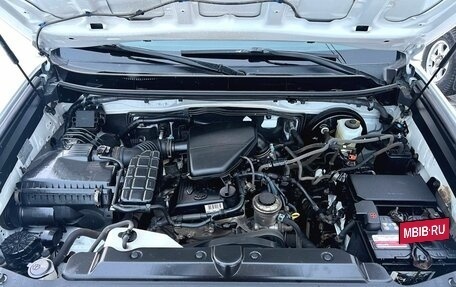 Toyota Land Cruiser Prado 150 рестайлинг 2, 2015 год, 3 700 000 рублей, 10 фотография