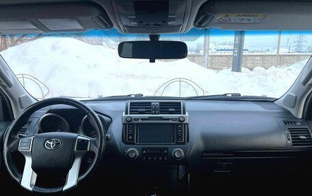 Toyota Land Cruiser Prado 150 рестайлинг 2, 2015 год, 3 700 000 рублей, 18 фотография