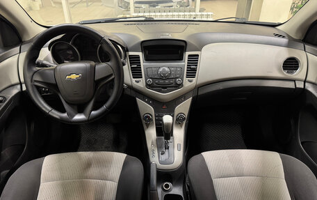Chevrolet Cruze II, 2012 год, 690 000 рублей, 8 фотография