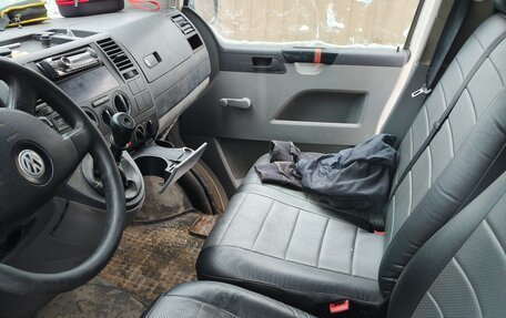 Volkswagen Caravelle T5, 2007 год, 790 000 рублей, 16 фотография