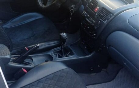 Nissan Almera, 2004 год, 400 000 рублей, 6 фотография