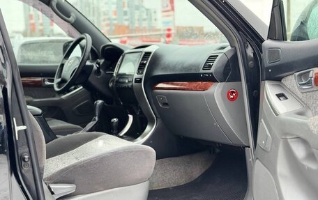 Toyota Land Cruiser Prado 120 рестайлинг, 2008 год, 2 000 000 рублей, 10 фотография