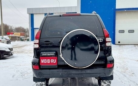 Toyota Land Cruiser Prado 120 рестайлинг, 2008 год, 2 000 000 рублей, 6 фотография