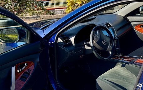 Toyota Camry, 2008 год, 1 050 000 рублей, 3 фотография