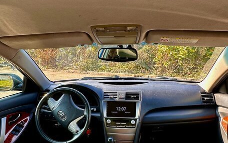 Toyota Camry, 2008 год, 1 050 000 рублей, 2 фотография