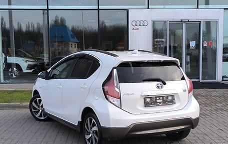 Toyota Aqua I, 2016 год, 980 000 рублей, 7 фотография