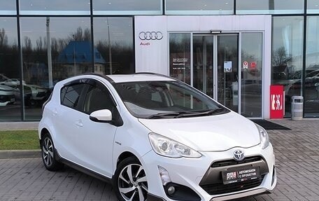 Toyota Aqua I, 2016 год, 980 000 рублей, 3 фотография