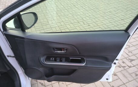 Toyota Aqua I, 2016 год, 980 000 рублей, 16 фотография