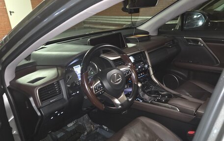 Lexus RX IV рестайлинг, 2017 год, 3 700 000 рублей, 8 фотография