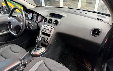 Peugeot 408 I рестайлинг, 2016 год, 670 000 рублей, 8 фотография