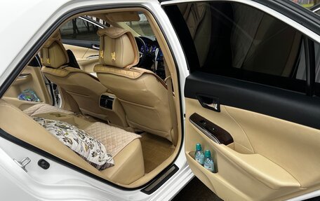 Toyota Camry, 2015 год, 2 250 000 рублей, 5 фотография