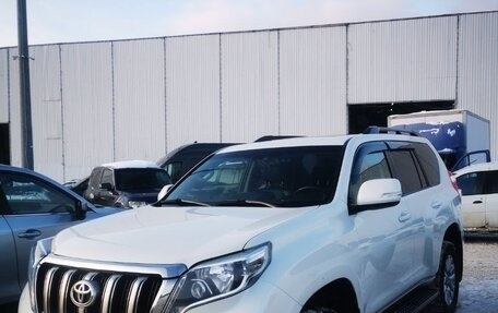 Toyota Land Cruiser Prado 150 рестайлинг 2, 2014 год, 3 517 000 рублей, 1 фотография