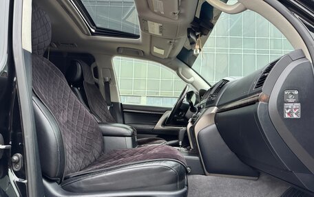 Toyota Land Cruiser 200, 2011 год, 3 450 000 рублей, 22 фотография