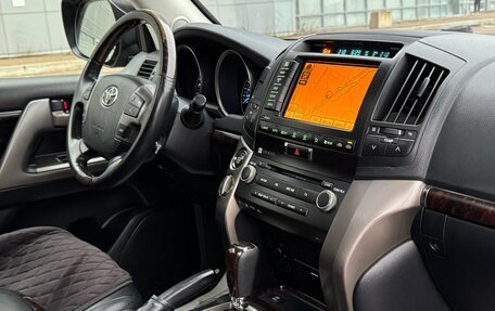 Toyota Land Cruiser 200, 2011 год, 3 450 000 рублей, 24 фотография