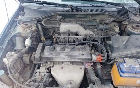 Toyota Avensis III рестайлинг, 1998 год, 250 000 рублей, 5 фотография