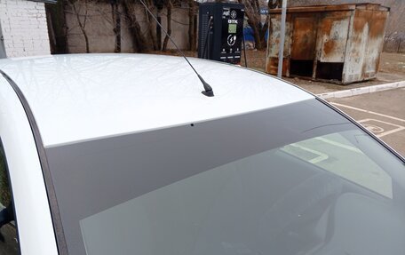 Renault Logan II, 2019 год, 900 000 рублей, 17 фотография