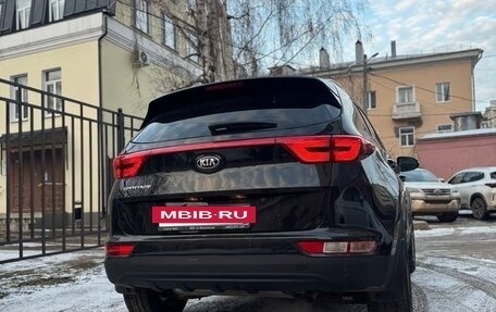 KIA Sportage IV рестайлинг, 2016 год, 1 800 000 рублей, 4 фотография