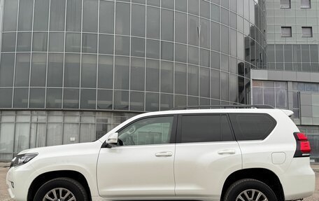 Toyota Land Cruiser Prado 150 рестайлинг 2, 2019 год, 5 099 000 рублей, 8 фотография