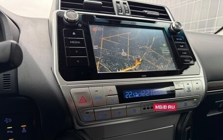 Toyota Land Cruiser Prado 150 рестайлинг 2, 2019 год, 5 099 000 рублей, 36 фотография