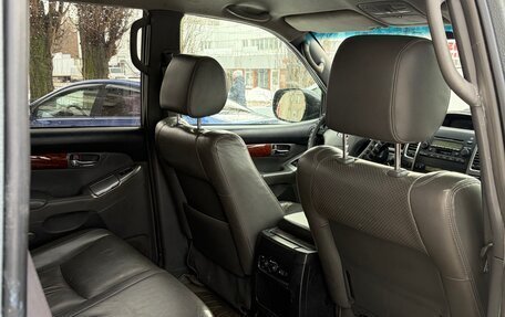 Toyota Land Cruiser Prado 120 рестайлинг, 2004 год, 840 000 рублей, 8 фотография