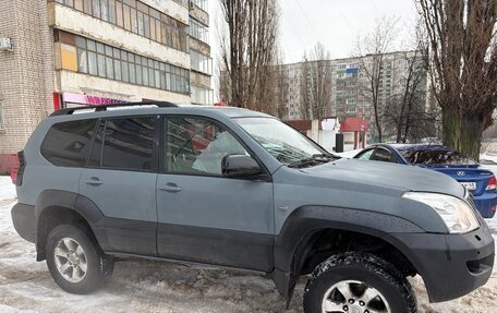 Toyota Land Cruiser Prado 120 рестайлинг, 2004 год, 840 000 рублей, 5 фотография