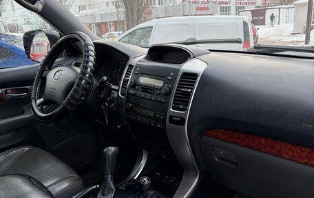 Toyota Land Cruiser Prado 120 рестайлинг, 2004 год, 840 000 рублей, 7 фотография