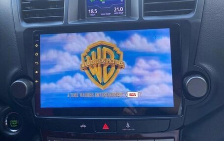 Toyota Highlander III, 2013 год, 2 800 000 рублей, 3 фотография