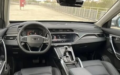 Geely Atlas, 2022 год, 2 400 000 рублей, 3 фотография