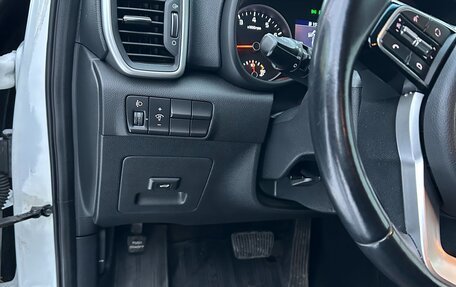 KIA Sportage IV рестайлинг, 2021 год, 2 300 000 рублей, 5 фотография