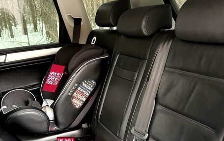 Volkswagen Touareg III, 2012 год, 1 950 000 рублей, 18 фотография