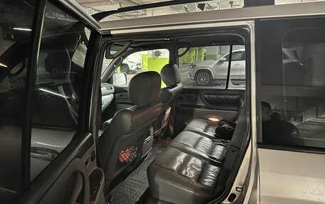 Toyota Land Cruiser 100 рестайлинг 2, 2002 год, 1 550 000 рублей, 9 фотография