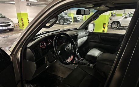 Toyota Land Cruiser 100 рестайлинг 2, 2002 год, 1 550 000 рублей, 10 фотография