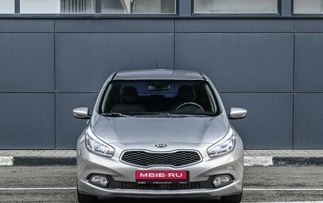 KIA cee'd III, 2013 год, 1 049 000 рублей, 3 фотография