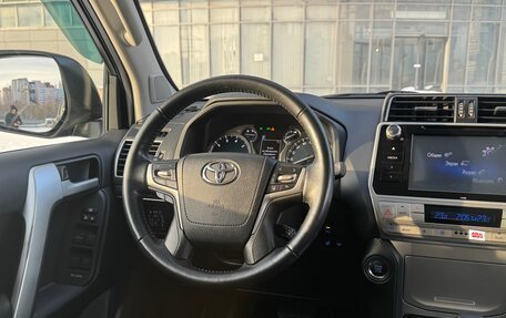 Toyota Land Cruiser Prado 150 рестайлинг 2, 2019 год, 4 990 000 рублей, 16 фотография