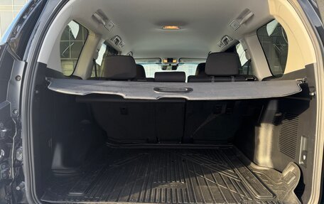 Toyota Land Cruiser Prado 150 рестайлинг 2, 2019 год, 4 990 000 рублей, 23 фотография