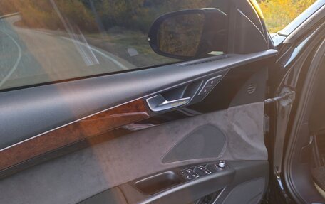 Audi A8, 2011 год, 2 950 000 рублей, 18 фотография