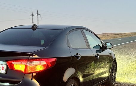 KIA Rio III рестайлинг, 2013 год, 825 000 рублей, 4 фотография