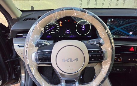 KIA K5, 2024 год, 3 300 000 рублей, 9 фотография