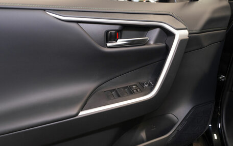 Toyota RAV4, 2025 год, 4 300 000 рублей, 15 фотография