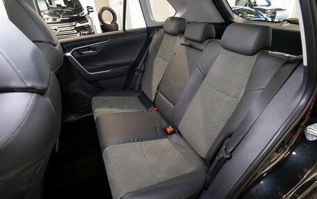Toyota RAV4, 2025 год, 4 300 000 рублей, 13 фотография