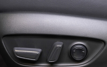 Toyota RAV4, 2025 год, 4 300 000 рублей, 16 фотография