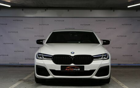 BMW 5 серия, 2020 год, 5 700 000 рублей, 2 фотография