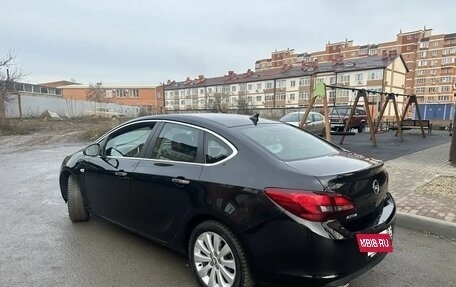 Opel Astra J, 2013 год, 860 000 рублей, 6 фотография