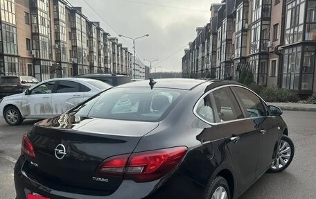 Opel Astra J, 2013 год, 860 000 рублей, 9 фотография
